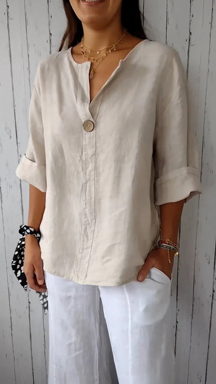 Sandra – Loose Women's V-neck Cotton and Linen Button Top