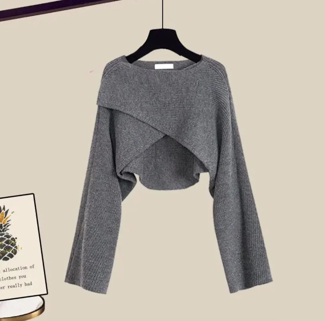 Women's Three-Piece Relaxed Fit Long Sleeve Set – Modern Casual Outfit for Home or Outings