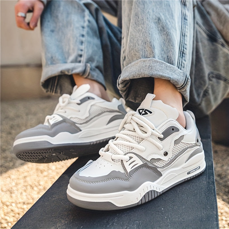 Men's Casual Sport Sneakers with Geometric Design and Lace-Up Closure