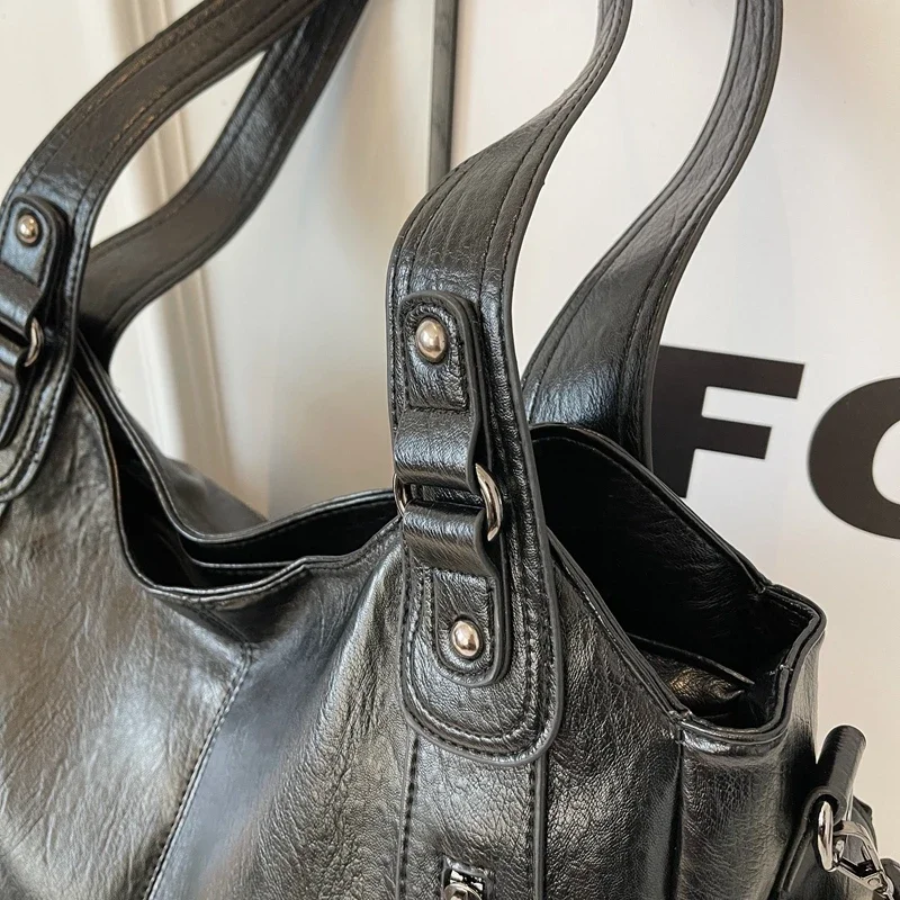 Women's Everyday Style Shoulder Bag – Spacious, Versatile, Chic Handbag