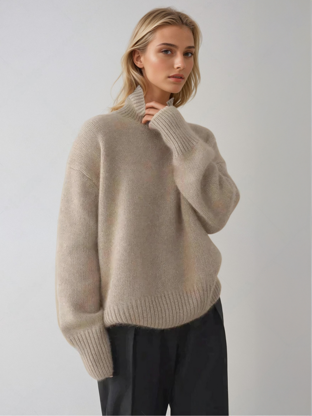 Women's Luxury Turtleneck Sweater, Relaxed Fit, Korean Style – Perfect for Fall and Winter