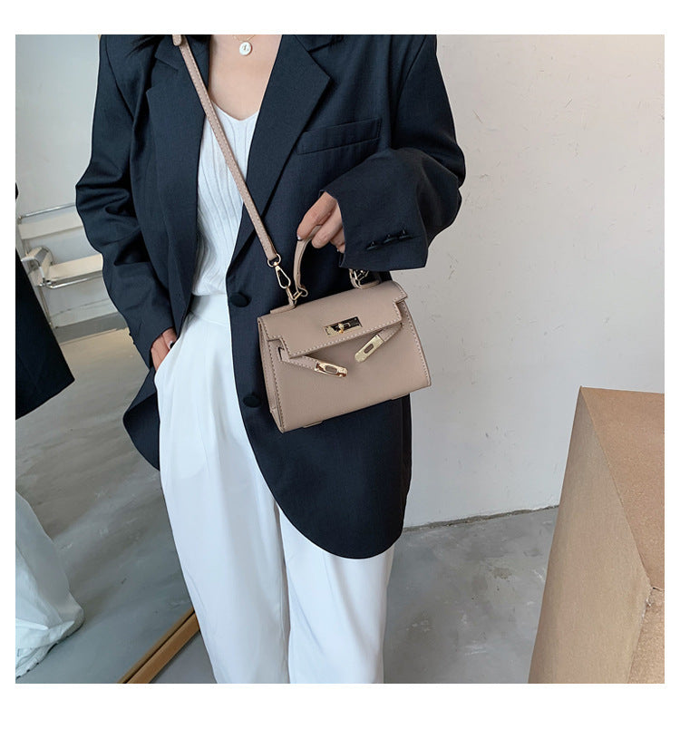 Larry – One-Shoulder Messenger Bag