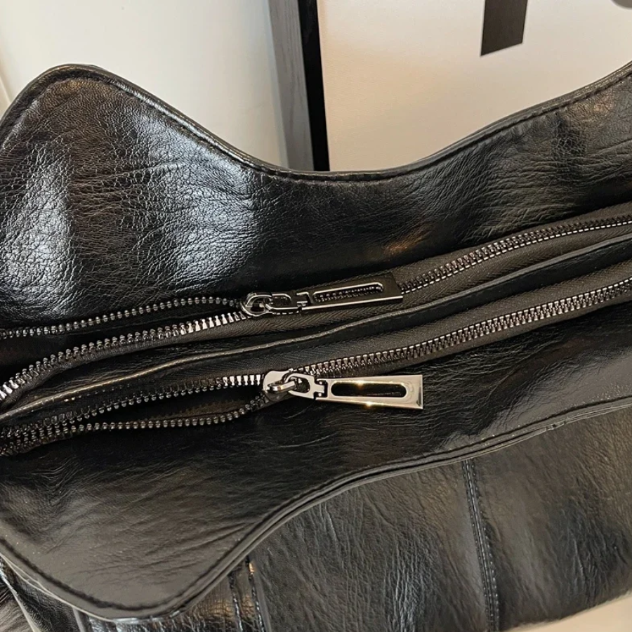 Women's Everyday Style Shoulder Bag – Spacious, Versatile, Chic Handbag
