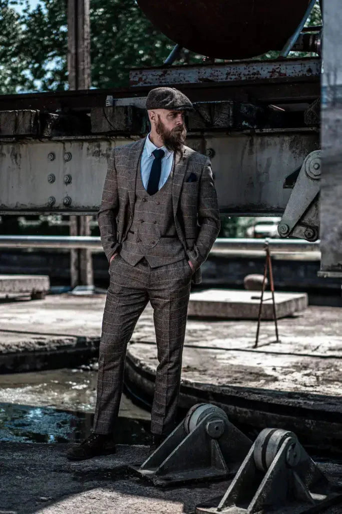 Men's Classic Double Breasted Three-Piece Suit – British Style Formalwear for Weddings and Events