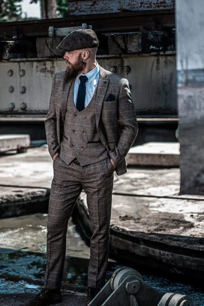 Men's Classic Double Breasted Three-Piece Suit – British Style Formalwear for Weddings and Events