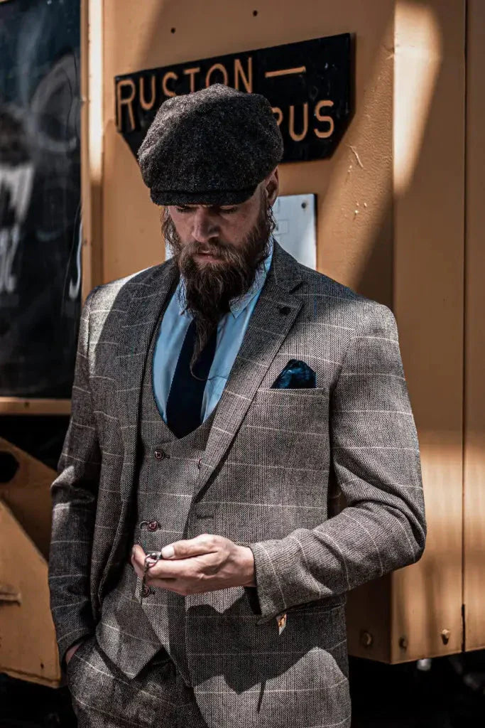 Men's Classic Double Breasted Three-Piece Suit – British Style Formalwear for Weddings and Events