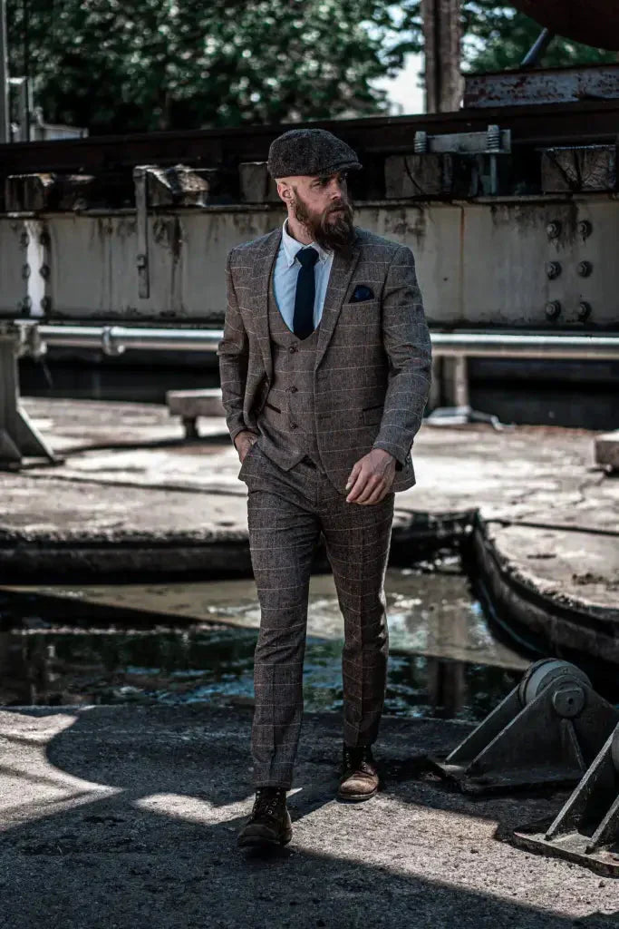Men's Classic Double Breasted Three-Piece Suit – British Style Formalwear for Weddings and Events