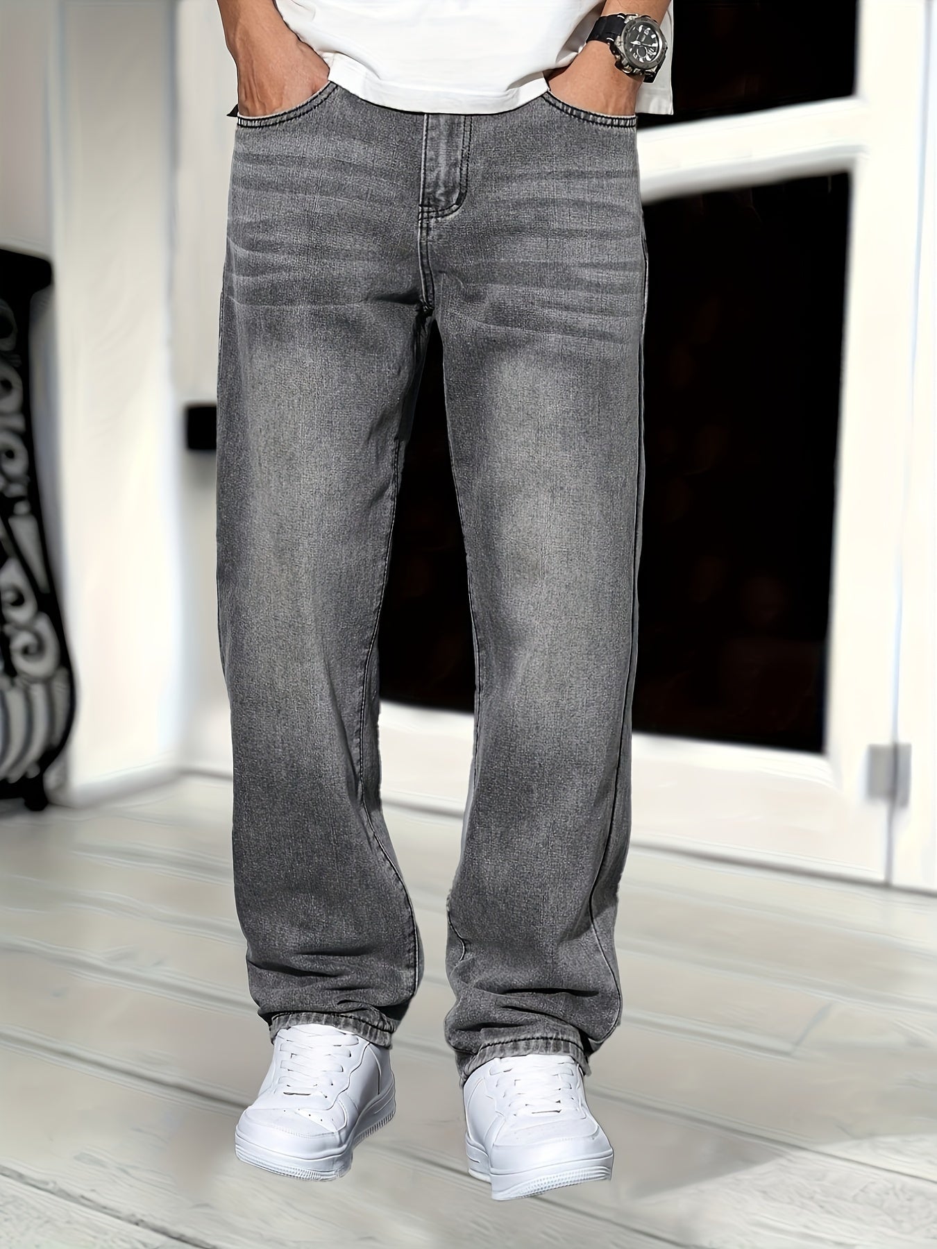 Men's Relaxed Fit Straight Leg Jeans for Everyday Casual Style