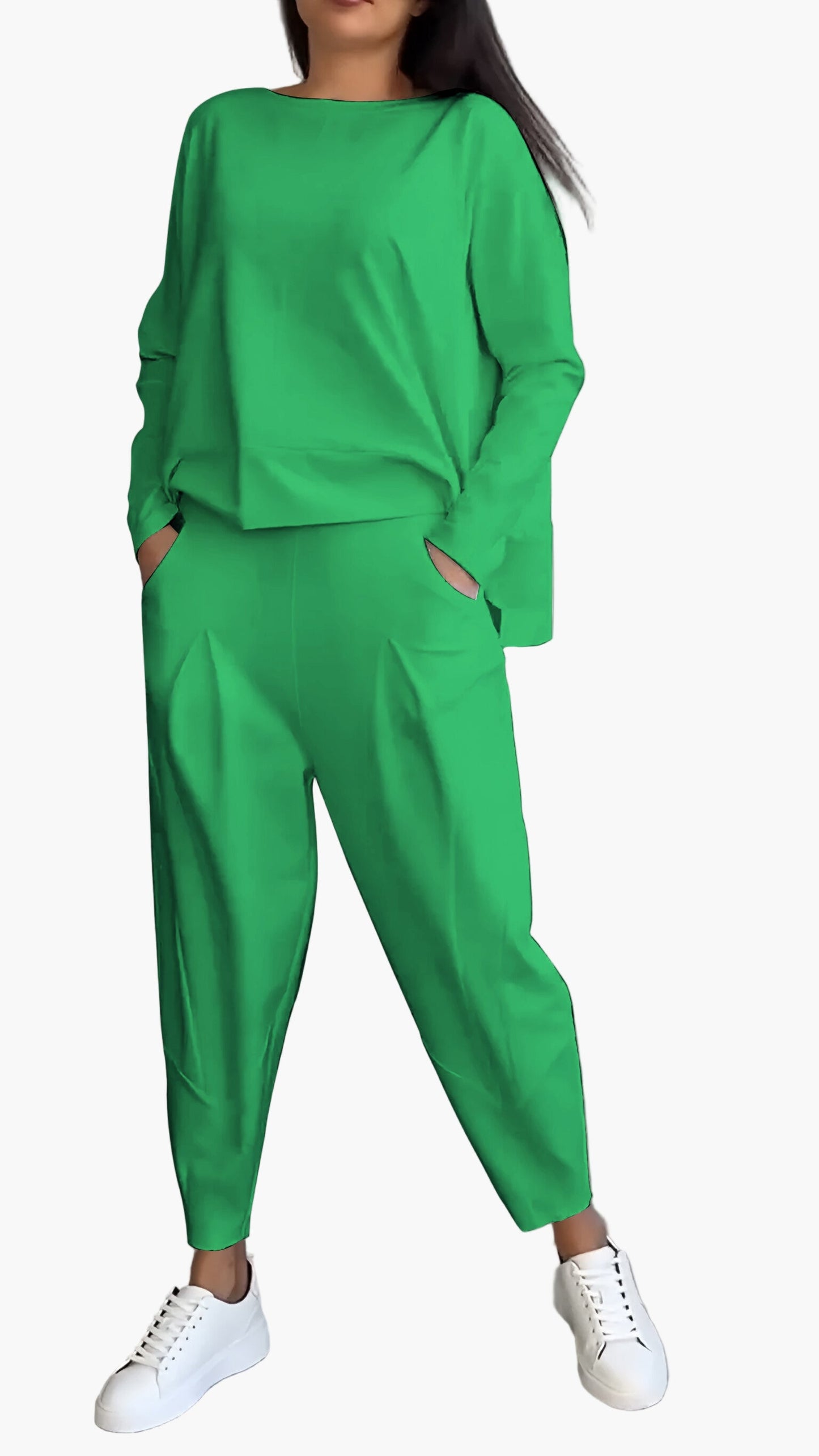 Women's Relaxed Two-Piece Lounge Set – Casual Sweatshirt and Jogger Pants Outfit