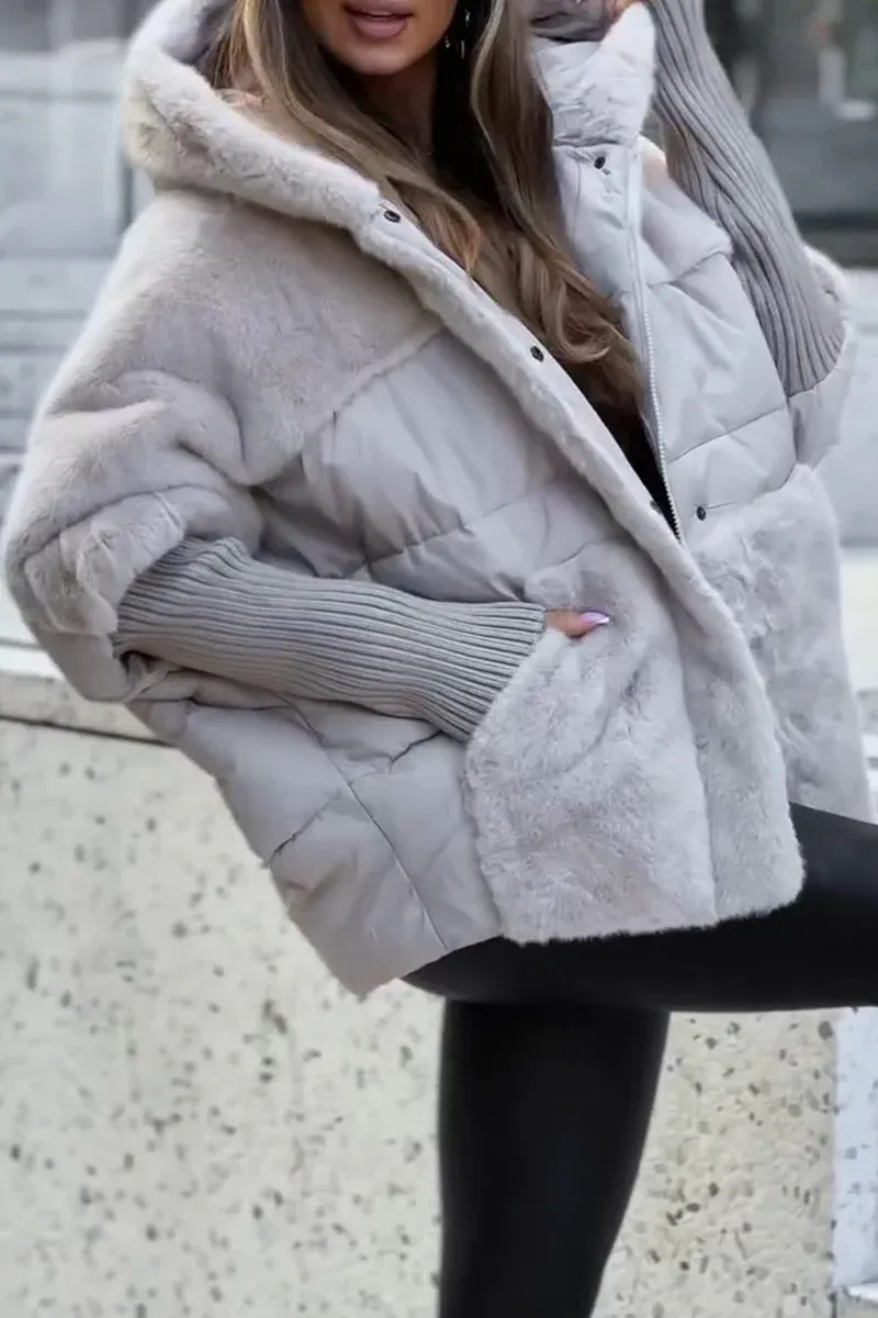 Women's Winter Faux Fur Hooded Puffer Jacket for Cold Weather Outdoor Style
