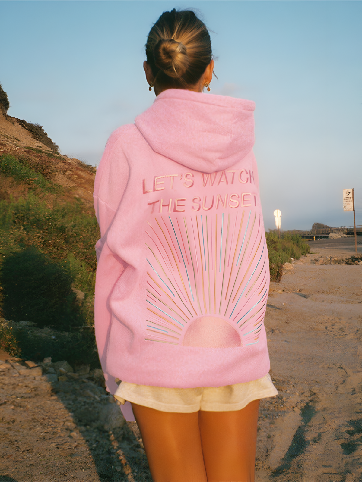 Women's Oversized Hoodie with Sunset Print – Casual Beach and Loungewear