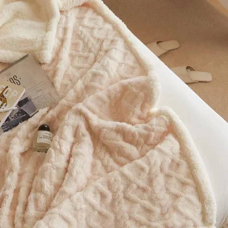 Luxury Ultra-Plush Winter Fleece Blanket – Cozy All-Season Bed Throw for Home & Bedroom