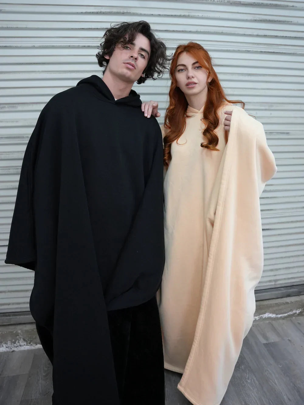 Women's Oversized Relaxed Hoodie Blanket – Ultra-Comfort Loungewear for Home & Leisure