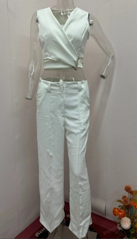 Anna – Stylish Sleeveless Vest with High Waist Pants