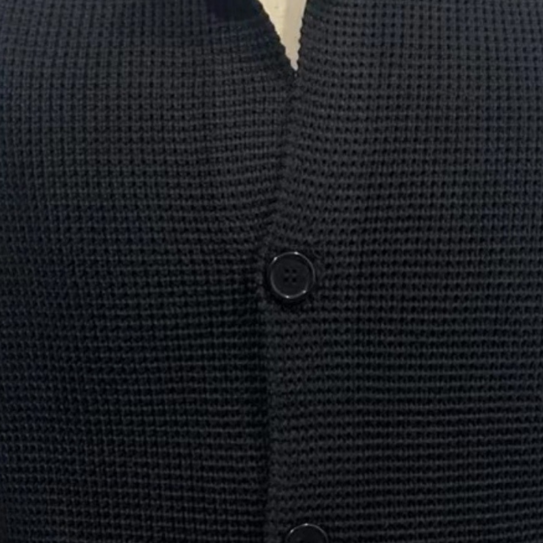 Men's Classic Knitted Button-Up Cardigan Sweater for Smart Casual Style
