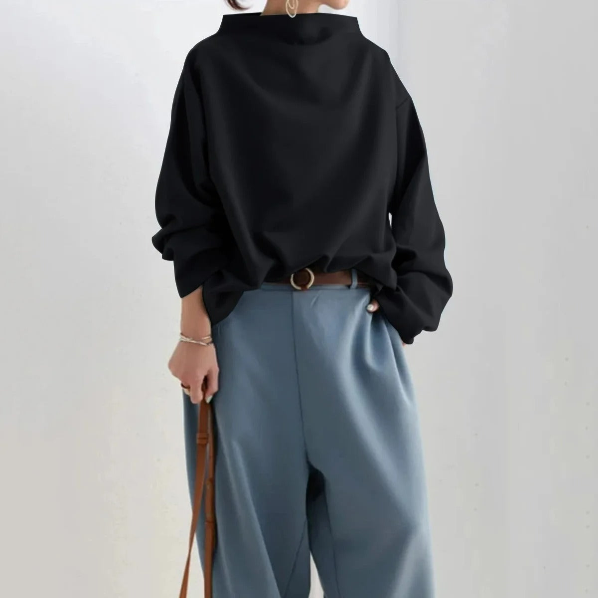 Women's Elegant Long Sleeve Relaxed Fit Pullover Sweater – Casual Modern Style