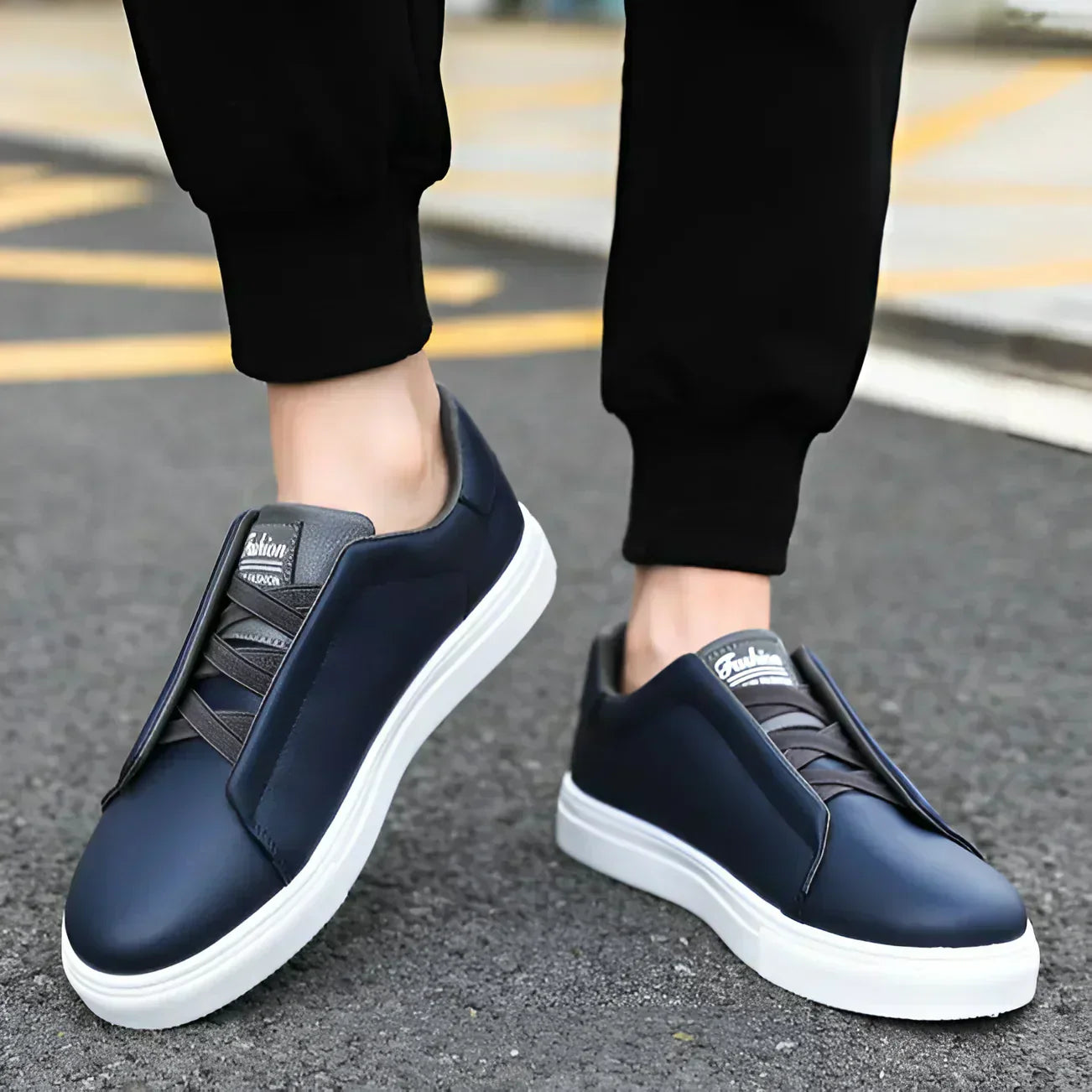 Men's Classic Style Comfortable Sneakers for Everyday and Formal Wear