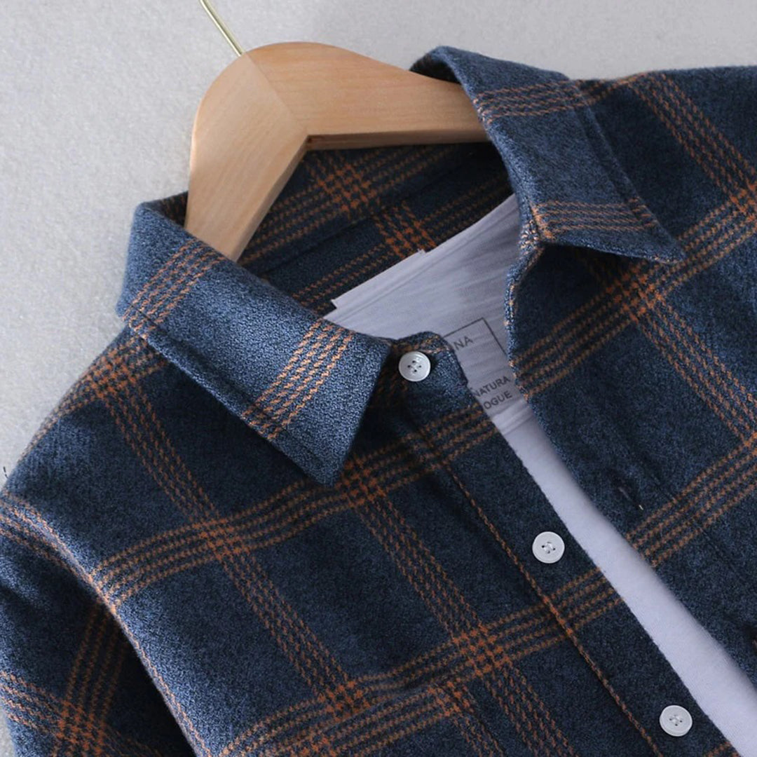 Men's Classic Plaid Flannel Button-Up Casual Shirt