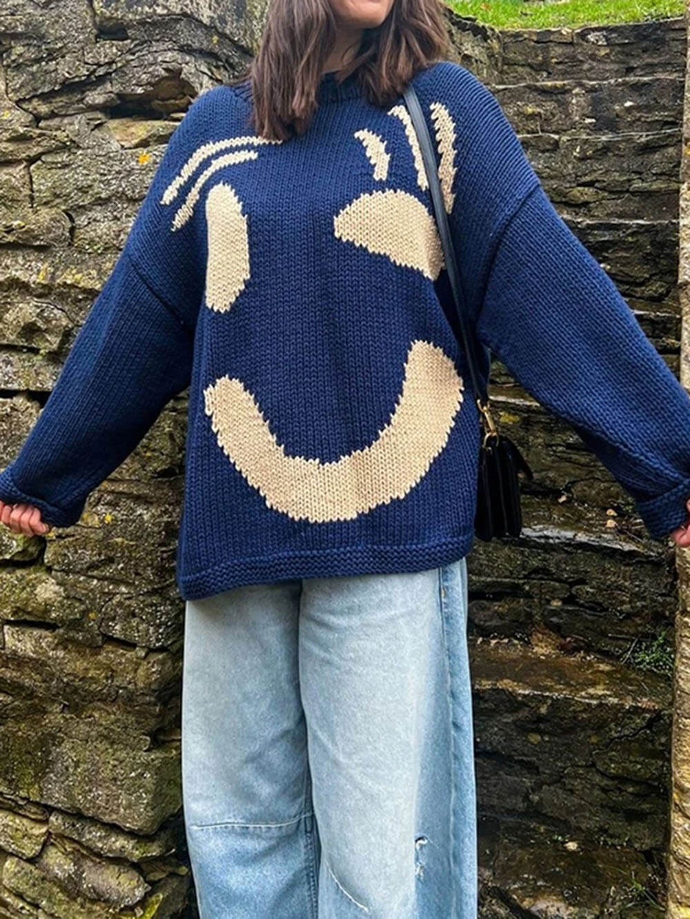 Women's Playful Face Knit Sweater – Relaxed Fit Artistic Jumper for Casual Comfort