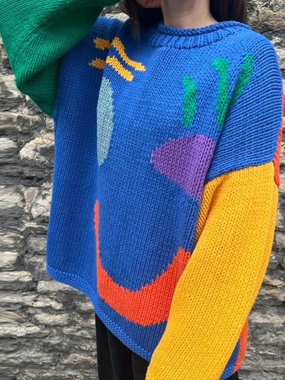 Women's Playful Face Knit Sweater – Relaxed Fit Artistic Jumper for Casual Comfort