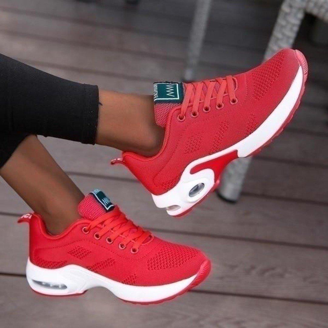 Holly – Lightweight Orthopedic Walking Shoes