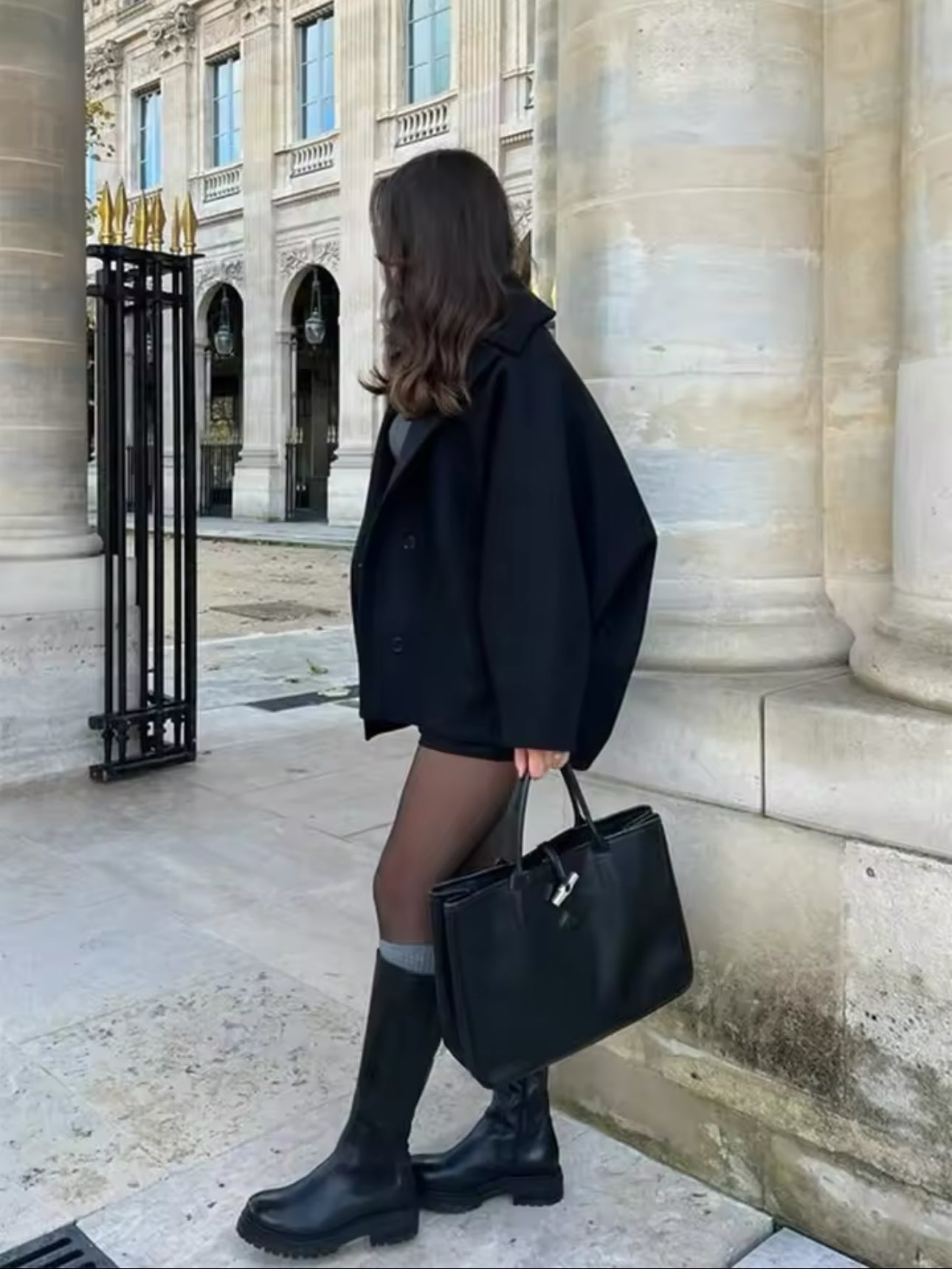 Women's Oversized Double-Breasted Wool Blend Coat – Boxy Fit, Classic Lapel, Chic Urban Style