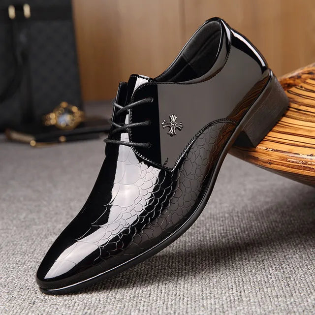 Men's Classic Pointed Toe Oxford Dress Shoes for Formal Occasions