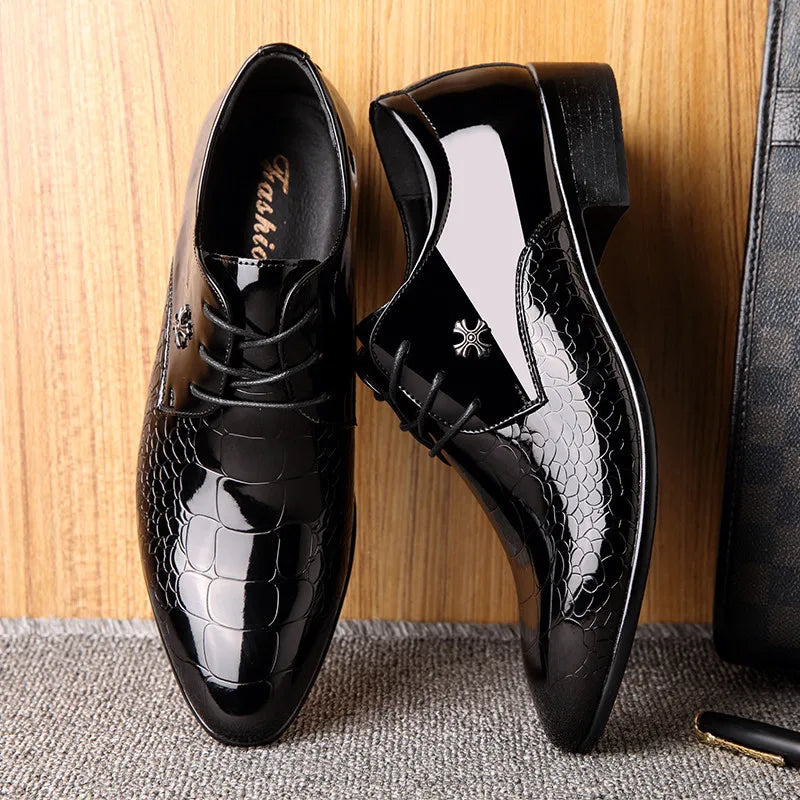 Men's Classic Pointed Toe Oxford Dress Shoes for Formal Occasions