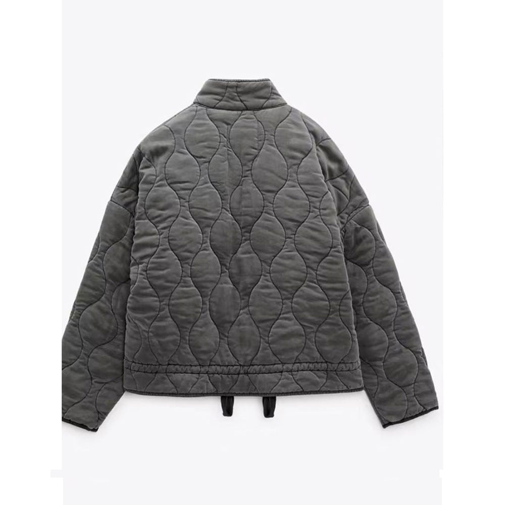 Women's Quilted Oversized Puffer Jacket with Pockets and Zipper – Winter 2024 Trend