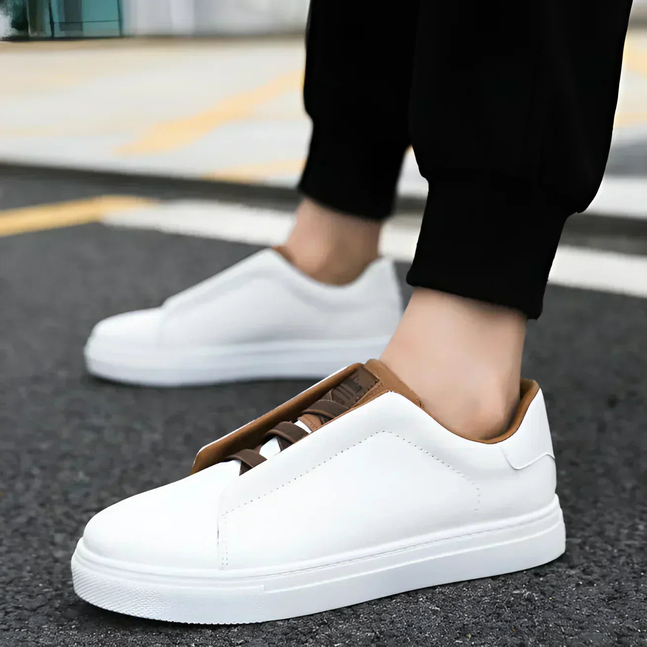 Men's Classic Style Comfortable Sneakers for Everyday and Formal Wear
