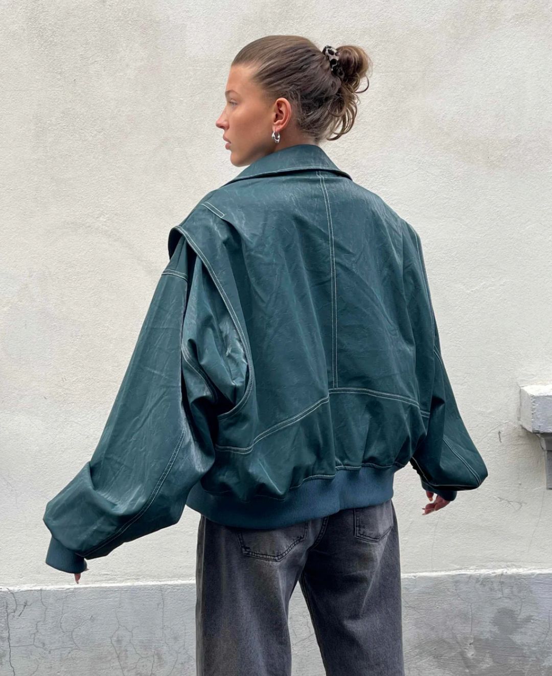 Women's Oversized Bomber Jacket – Trendy Streetwear Casual Zip-Up Comfort Fit