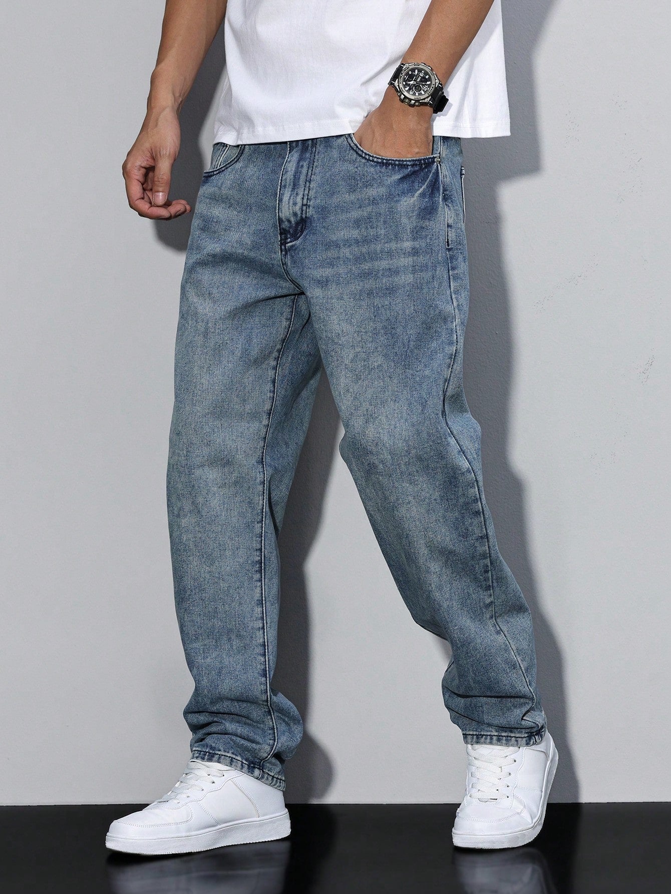 Men's Casual Loose Fit Straight Leg Jeans – Everyday Versatile Style