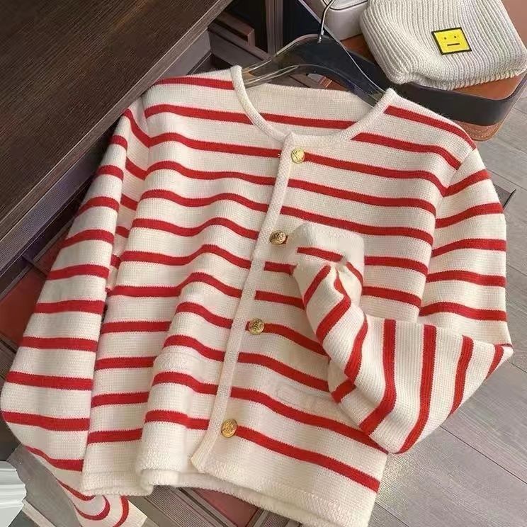 Phoebe – Cropped Knitted Cardigan with Stripes