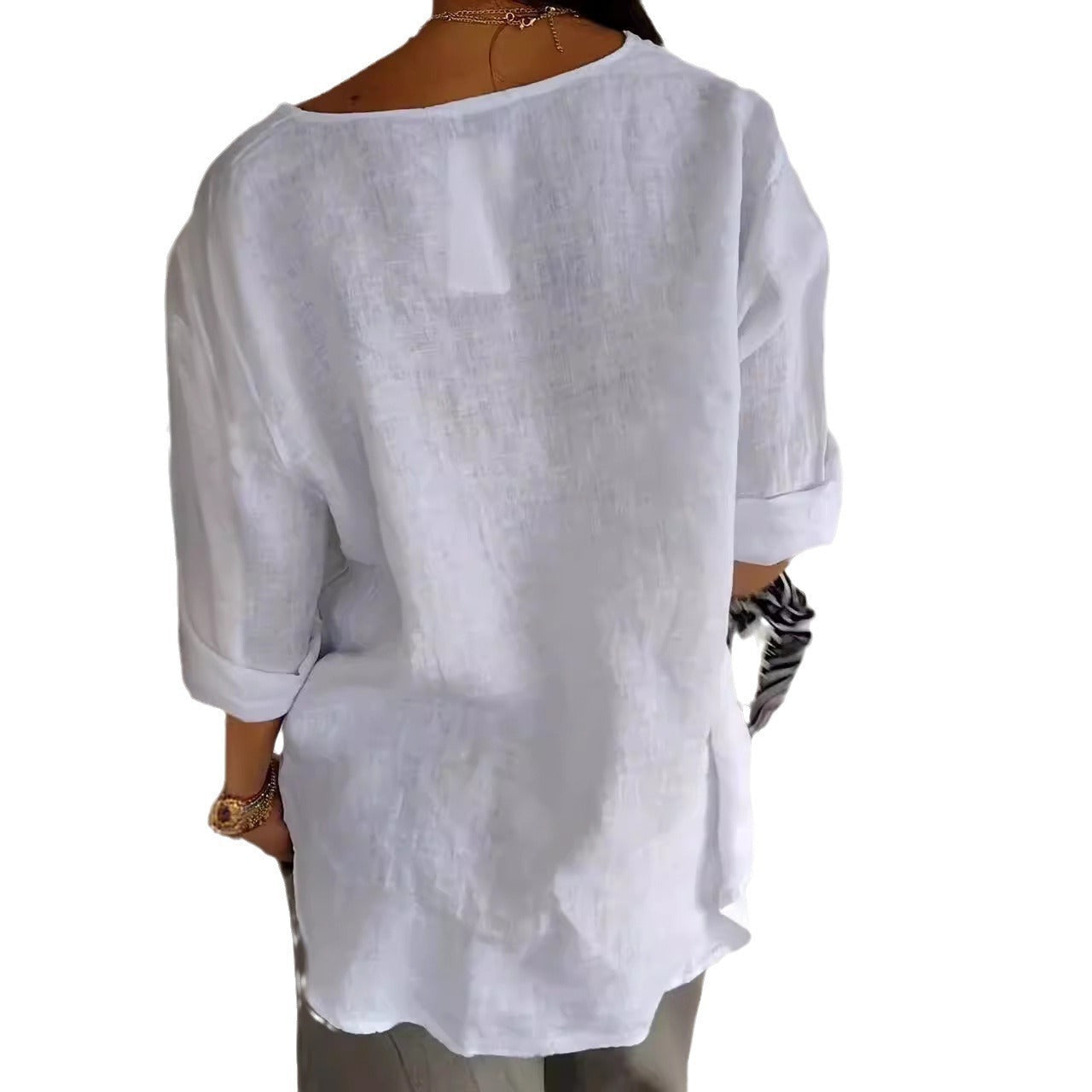 Sandra – Loose Women's V-neck Cotton and Linen Button Top