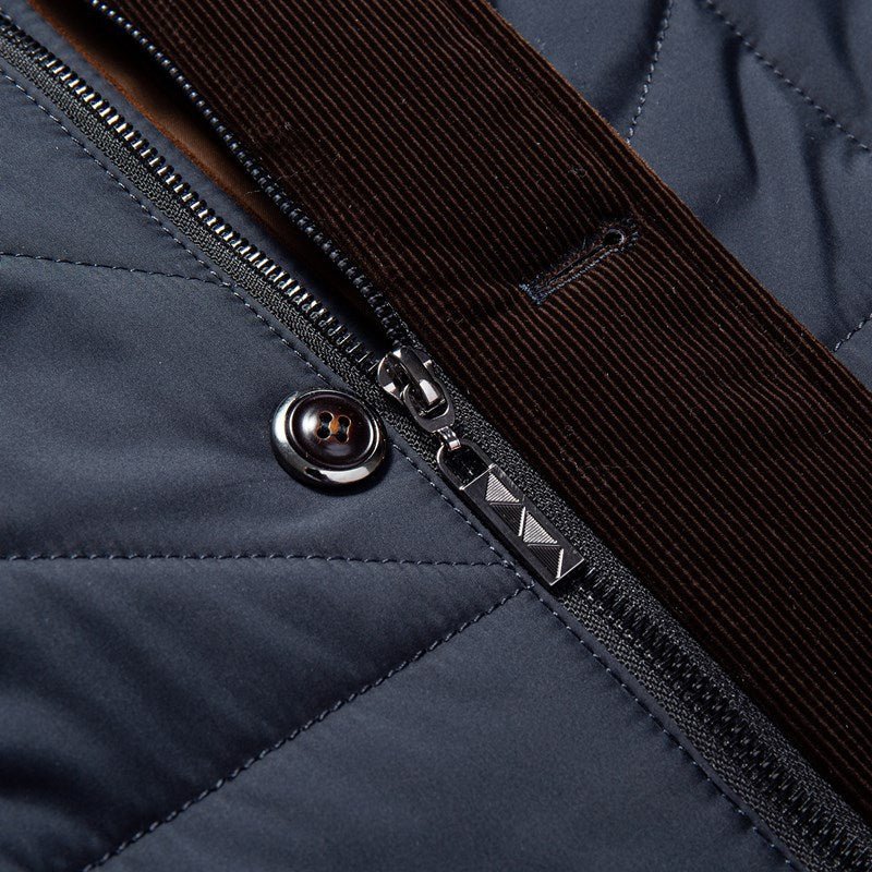 Men's Tailored Liddesdale Quilted Jacket with Removable Faux Fur Collar - Fashionable Outdoor Essential