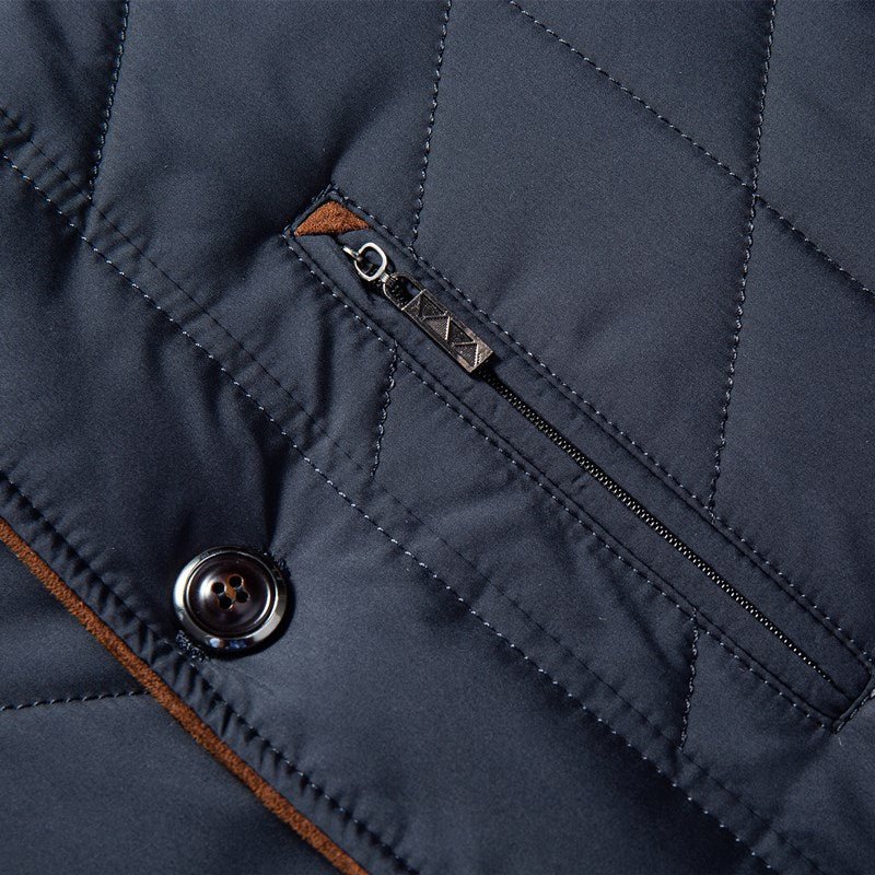 Men's Tailored Liddesdale Quilted Jacket with Removable Faux Fur Collar - Fashionable Outdoor Essential