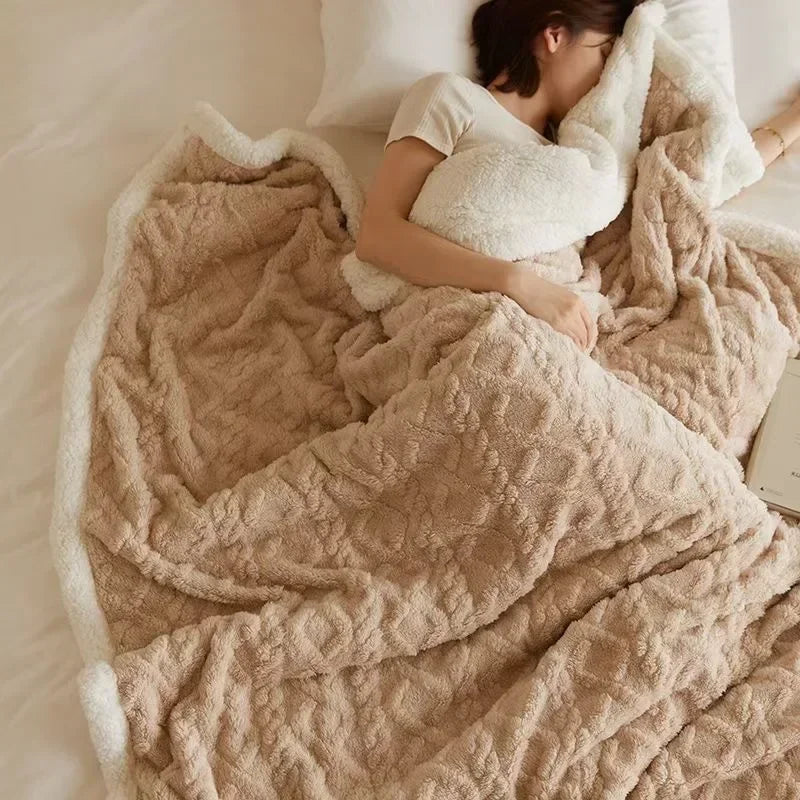 Luxury Ultra-Plush Winter Fleece Blanket – Cozy All-Season Bed Throw for Home & Bedroom