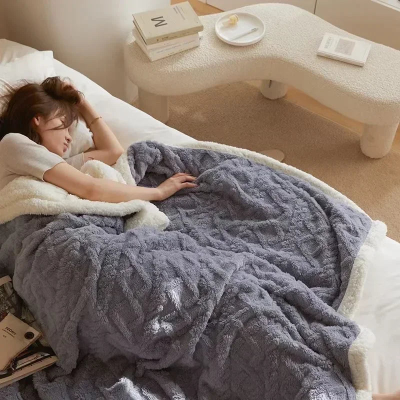 Luxury Ultra-Plush Winter Fleece Blanket – Cozy All-Season Bed Throw for Home & Bedroom
