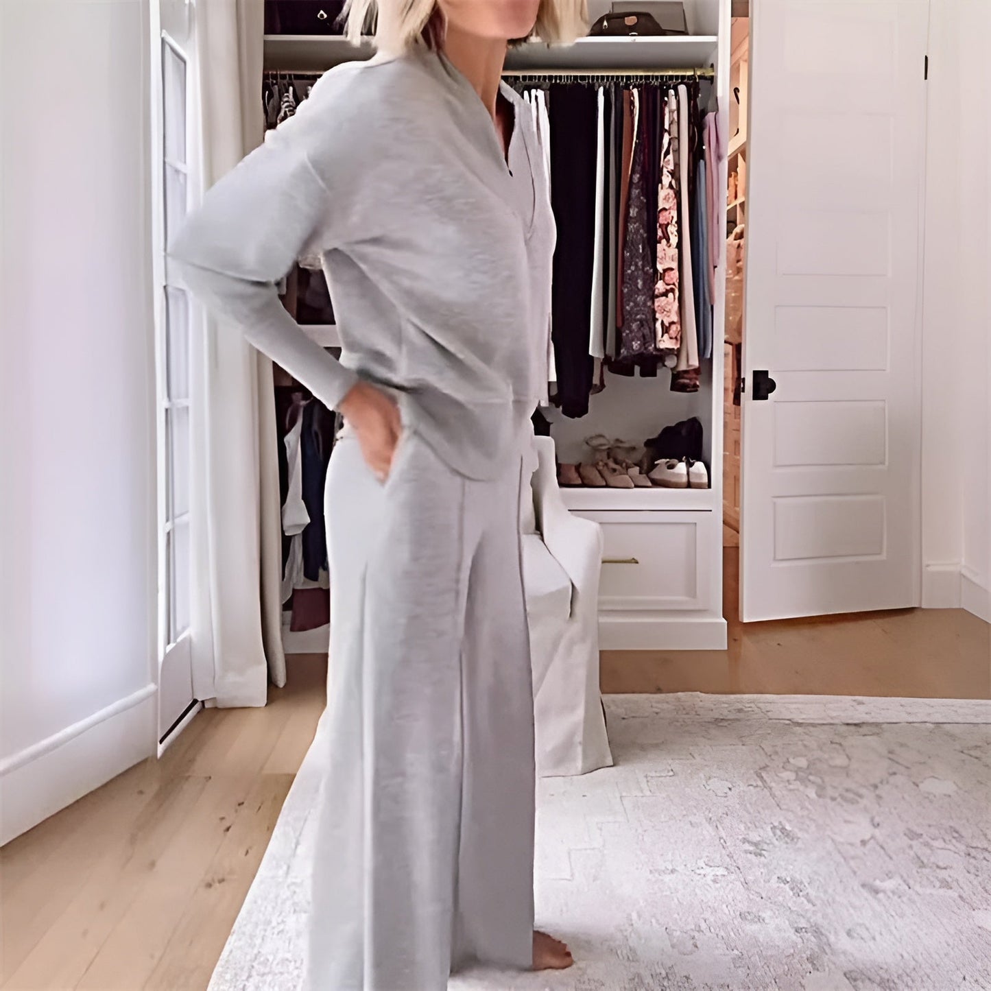 Women's 2-Piece Lounge and Sportswear Set – Elegant V-Neck Sweater & Wide-Leg Pants for Comfort and Style