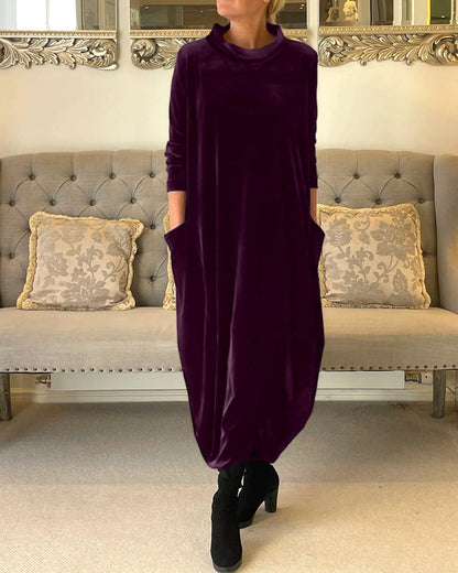 Julie – Velvet Maxi Dress with Collar and Practical Pockets