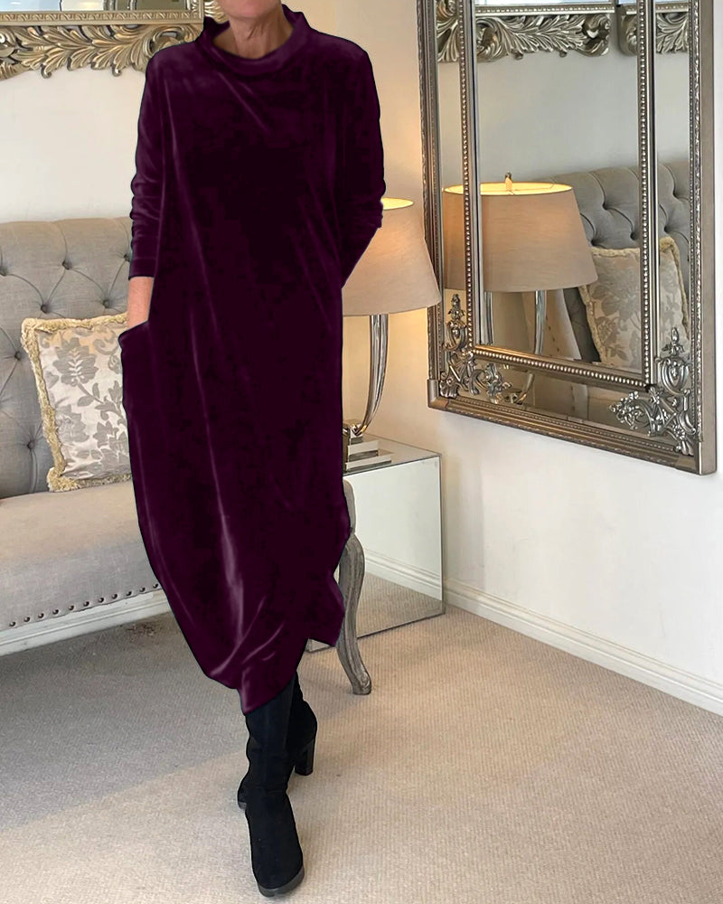 Julie – Velvet Maxi Dress with Collar and Practical Pockets