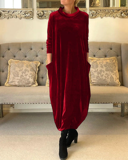 Julie – Velvet Maxi Dress with Collar and Practical Pockets