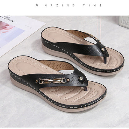 Lucy – Bohemian Sponge Cake Beach Slippers