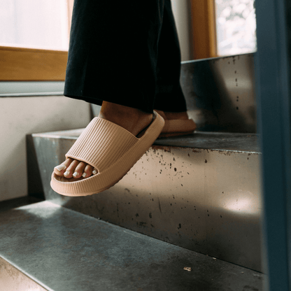 Melanie – Women's Original Cozy Slippers