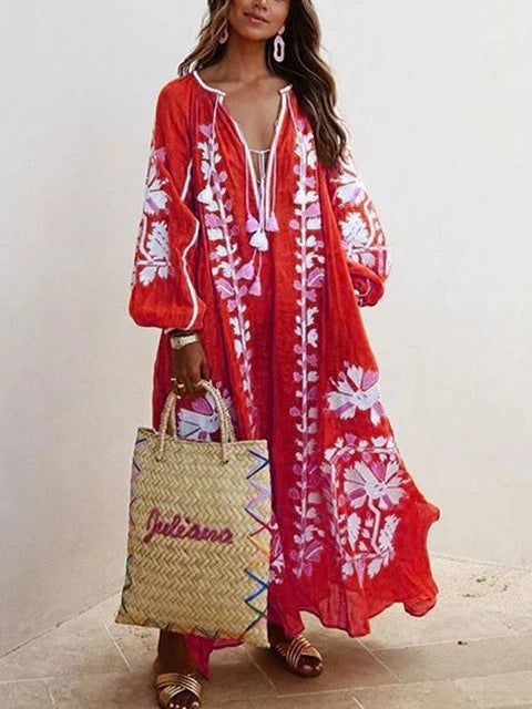 Julia – Plus Size Loose Midi Dress with V Print