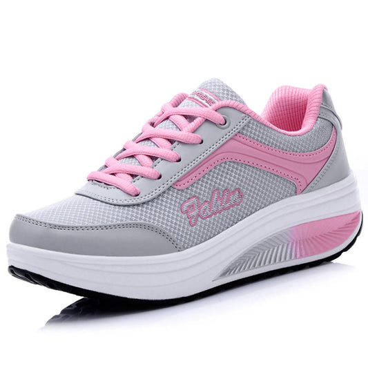 Gillian – Sporty Travel Shoes