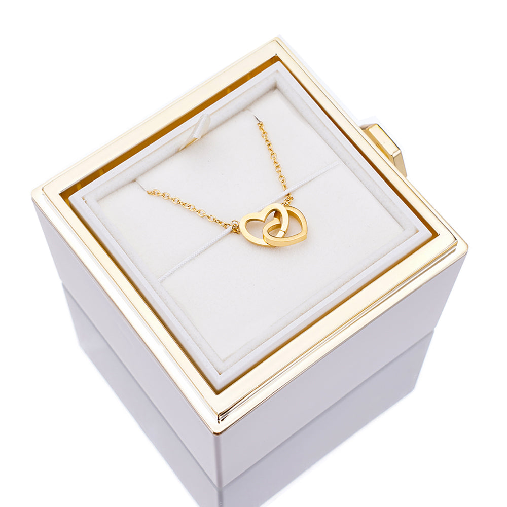 Mandy – Eternal Rose Box with Engraved Necklace