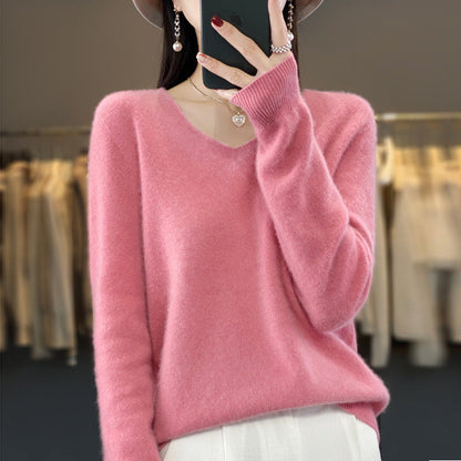 Victoria – Loose-Fitting V-Neck Wool Sweater for Women