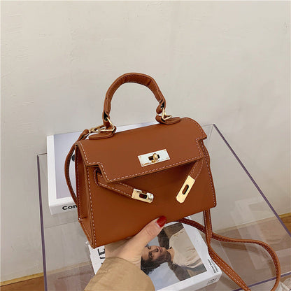 Larry – One-Shoulder Messenger Bag
