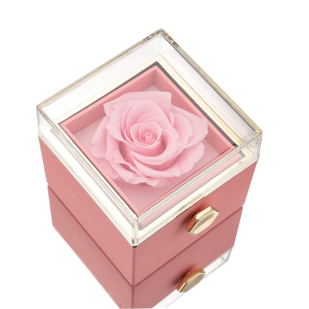 Mandy – Eternal Rose Box with Engraved Necklace